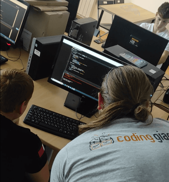 Brezplačni poletni DigiMojster tečaji